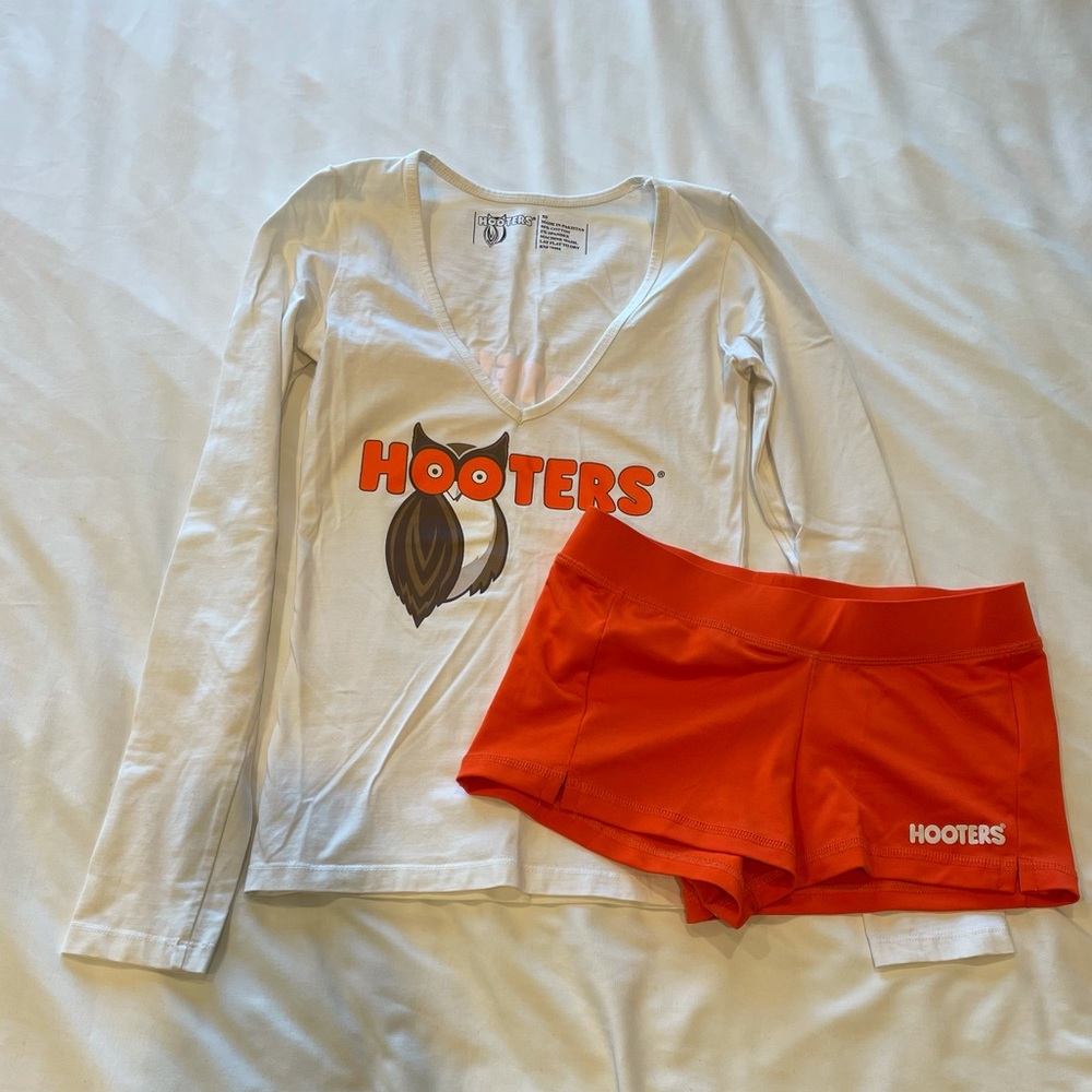 Hooters uniform xs